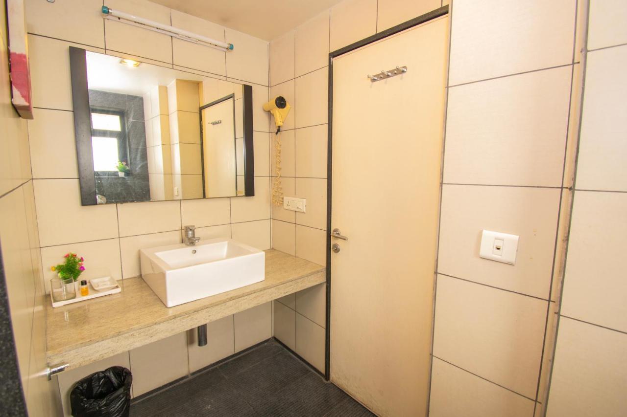 Octave Koregaon Park Pune Ngoại thất bức ảnh